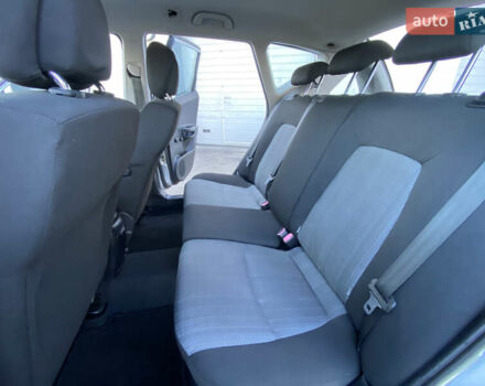 Серый Киа Сид, объемом двигателя 1.59 л и пробегом 207 тыс. км за 6499 $, фото 21 на Automoto.ua