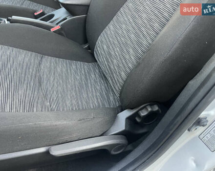 Кіа Сід 2009 у Ахтырке на Automoto.ua Сірий Кіа Сід, об'ємом двигуна 1.6 л та пробігом 226 тис. км за 6445 $, фото 58 на Automoto.ua