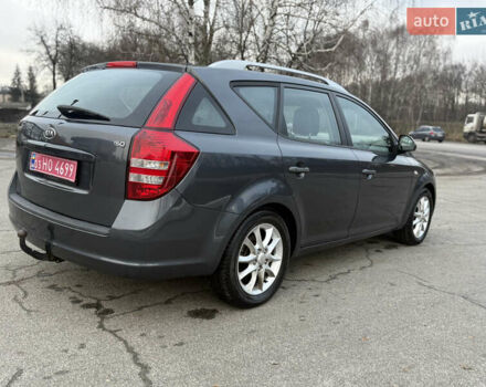 Сірий Кіа Сід, об'ємом двигуна 1.6 л та пробігом 180 тис. км за 5999 $, фото 10 на Automoto.ua