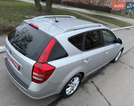 Серый Киа Сид, объемом двигателя 1.4 л и пробегом 143 тыс. км за 6500 $, фото 15 на Automoto.ua