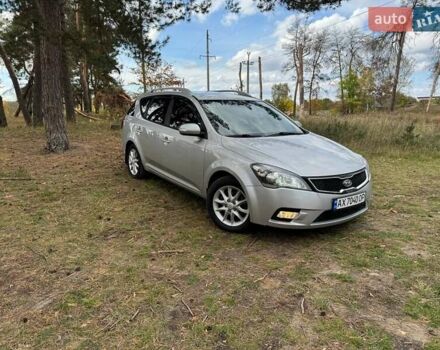 Серый Киа Сид, объемом двигателя 1.6 л и пробегом 313 тыс. км за 6500 $, фото 2 на Automoto.ua