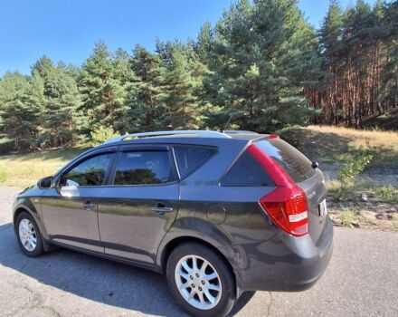 Серый Киа Сид, объемом двигателя 0 л и пробегом 199 тыс. км за 6700 $, фото 2 на Automoto.ua