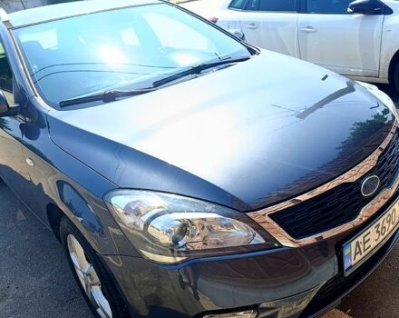 Серый Киа Сид, объемом двигателя 1.6 л и пробегом 213 тыс. км за 6700 $, фото 2 на Automoto.ua