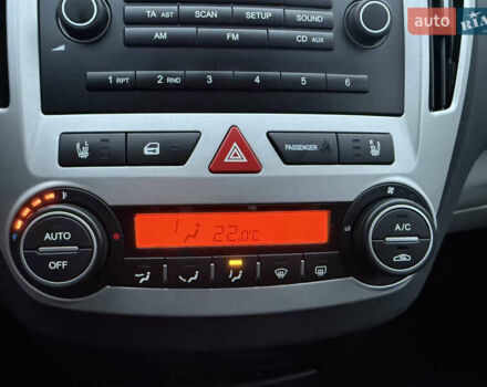 Серый Киа Сид, объемом двигателя 1.4 л и пробегом 143 тыс. км за 6500 $, фото 33 на Automoto.ua