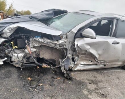 Сірий Кіа Сід, об'ємом двигуна 1.4 л та пробігом 245 тис. км за 1999 $, фото 7 на Automoto.ua