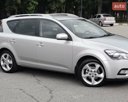 Сірий Кіа Сід, об'ємом двигуна 1.58 л та пробігом 240 тис. км за 6850 $, фото 4 на Automoto.ua