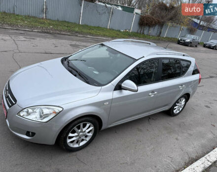 Серый Киа Сид, объемом двигателя 1.4 л и пробегом 143 тыс. км за 6500 $, фото 12 на Automoto.ua