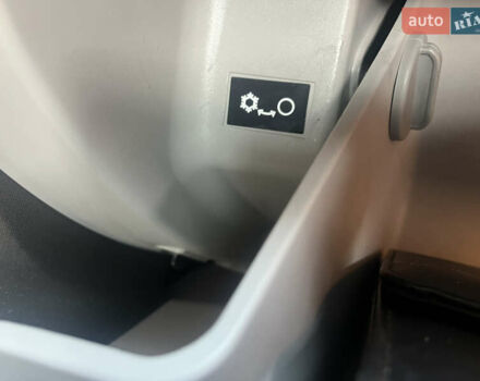 Кіа Сід 2009 у Ахтырке на Automoto.ua Сірий Кіа Сід, об'ємом двигуна 1.6 л та пробігом 226 тис. км за 6445 $, фото 30 на Automoto.ua