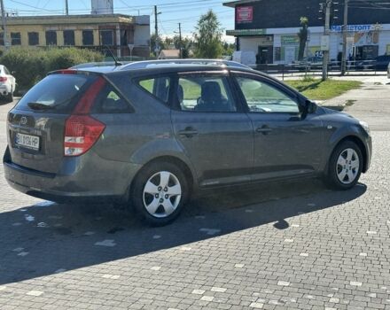 Серый Киа Сид, объемом двигателя 1.4 л и пробегом 205 тыс. км за 5800 $, фото 4 на Automoto.ua