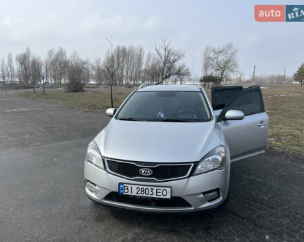 Серый Киа Сид, объемом двигателя 1.6 л и пробегом 239 тыс. км за 5900 $, фото 8 на Automoto.ua