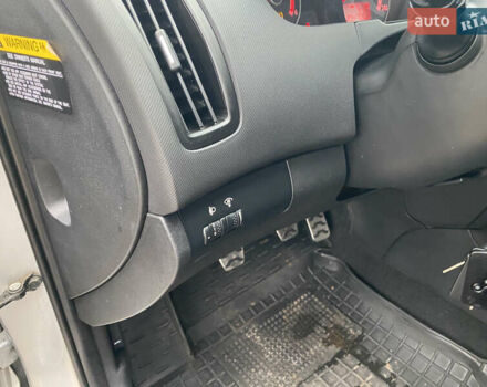 Серый Киа Сид, объемом двигателя 1.58 л и пробегом 204 тыс. км за 6299 $, фото 19 на Automoto.ua