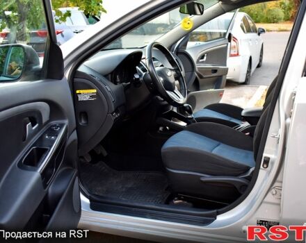 Серый Киа Сид, объемом двигателя 1.6 л и пробегом 238 тыс. км за 6200 $, фото 5 на Automoto.ua