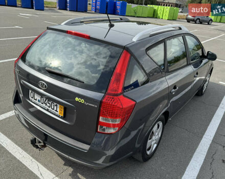 Серый Киа Сид, объемом двигателя 1.4 л и пробегом 210 тыс. км за 5900 $, фото 22 на Automoto.ua