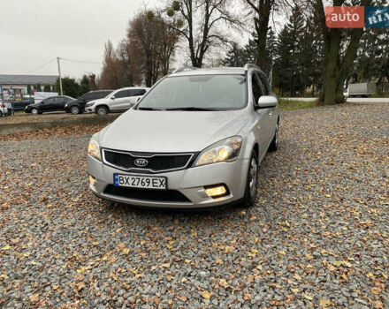 Серый Киа Сид, объемом двигателя 1.58 л и пробегом 204 тыс. км за 6299 $, фото 14 на Automoto.ua