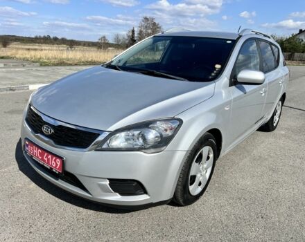 Серый Киа Сид, объемом двигателя 1.6 л и пробегом 202 тыс. км за 6700 $, фото 2 на Automoto.ua