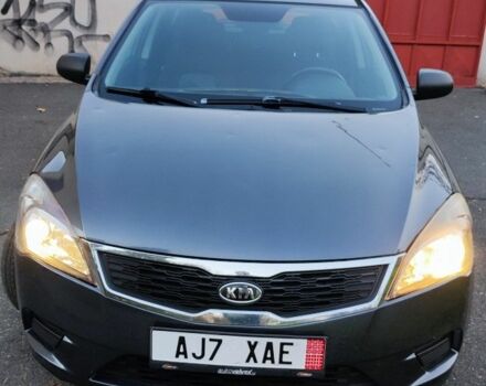 Сірий Кіа Сід, об'ємом двигуна 1.4 л та пробігом 180 тис. км за 4650 $, фото 2 на Automoto.ua