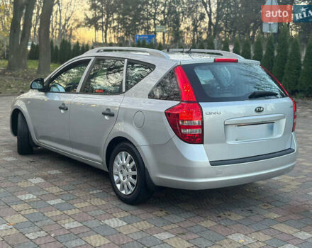 Серый Киа Сид, объемом двигателя 2.02 л и пробегом 297 тыс. км за 3650 $, фото 5 на Automoto.ua