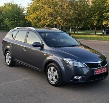 Сірий Кіа Сід, об'ємом двигуна 1.6 л та пробігом 103 тис. км за 7800 $, фото 12 на Automoto.ua