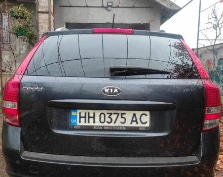 Серый Киа Сид, объемом двигателя 1.6 л и пробегом 206 тыс. км за 6200 $, фото 1 на Automoto.ua