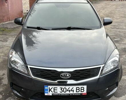Серый Киа Сид, объемом двигателя 1.4 л и пробегом 151 тыс. км за 6300 $, фото 4 на Automoto.ua