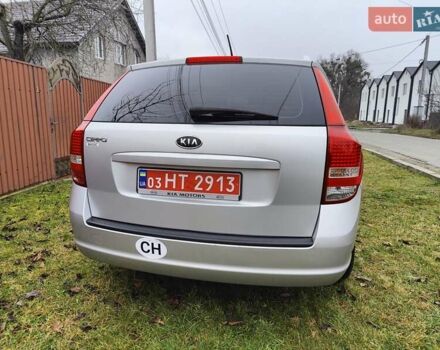 Серый Киа Сид, объемом двигателя 1.4 л и пробегом 211 тыс. км за 6550 $, фото 5 на Automoto.ua