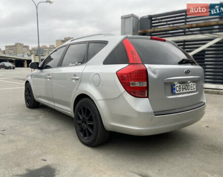 Серый Киа Сид, объемом двигателя 1.58 л и пробегом 263 тыс. км за 5999 $, фото 31 на Automoto.ua
