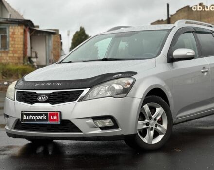 Серый Киа Сид, объемом двигателя 1.6 л и пробегом 224 тыс. км за 7490 $, фото 2 на Automoto.ua
