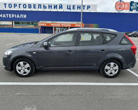 Серый Киа Сид, объемом двигателя 1.4 л и пробегом 210 тыс. км за 5900 $, фото 21 на Automoto.ua