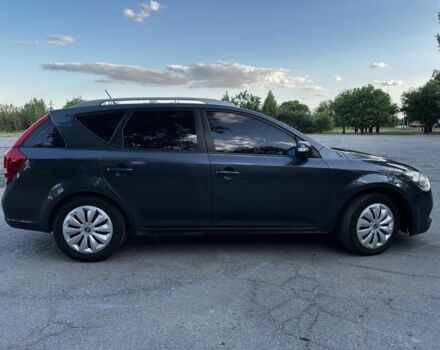 Сірий Кіа Сід, об'ємом двигуна 1.6 л та пробігом 275 тис. км за 6650 $, фото 7 на Automoto.ua