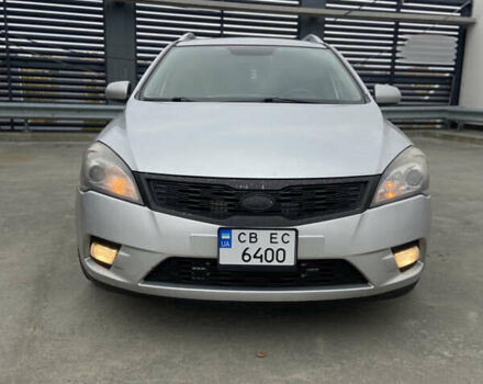 Серый Киа Сид, объемом двигателя 1.58 л и пробегом 263 тыс. км за 5999 $, фото 10 на Automoto.ua