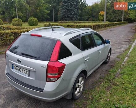 Серый Киа Сид, объемом двигателя 1.58 л и пробегом 223 тыс. км за 7500 $, фото 3 на Automoto.ua