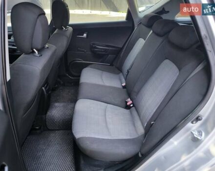 Серый Киа Сид, объемом двигателя 1.4 л и пробегом 205 тыс. км за 6150 $, фото 3 на Automoto.ua