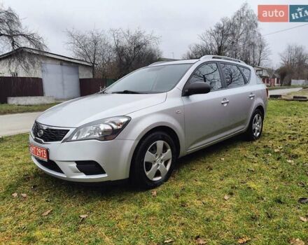 Серый Киа Сид, объемом двигателя 1.4 л и пробегом 211 тыс. км за 6550 $, фото 8 на Automoto.ua