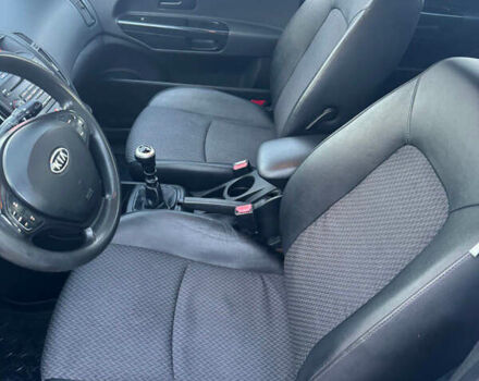 Серый Киа Сид, объемом двигателя 2.02 л и пробегом 297 тыс. км за 3650 $, фото 10 на Automoto.ua