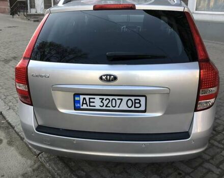 Серый Киа Сид, объемом двигателя 0 л и пробегом 142 тыс. км за 7000 $, фото 5 на Automoto.ua