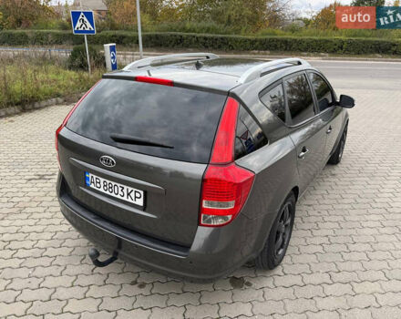 Серый Киа Сид, объемом двигателя 1.6 л и пробегом 276 тыс. км за 6700 $, фото 7 на Automoto.ua