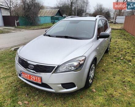Серый Киа Сид, объемом двигателя 1.4 л и пробегом 211 тыс. км за 6550 $, фото 9 на Automoto.ua