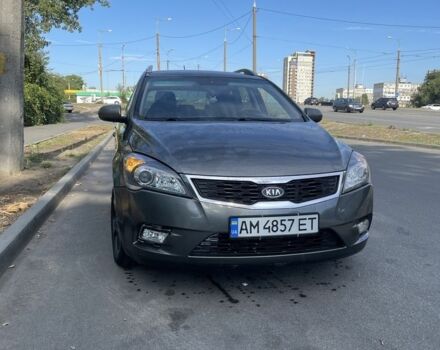 Серый Киа Сид, объемом двигателя 1.6 л и пробегом 282 тыс. км за 6600 $, фото 1 на Automoto.ua