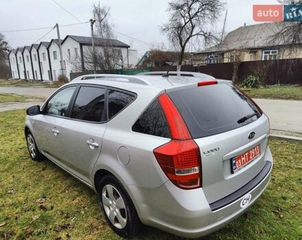 Серый Киа Сид, объемом двигателя 1.4 л и пробегом 211 тыс. км за 6550 $, фото 7 на Automoto.ua