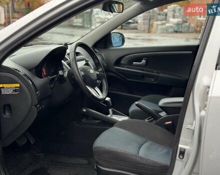 Серый Киа Сид, объемом двигателя 1.6 л и пробегом 224 тыс. км за 7490 $, фото 15 на Automoto.ua