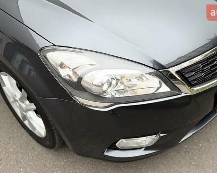 Серый Киа Сид, объемом двигателя 1.6 л и пробегом 263 тыс. км за 6750 $, фото 9 на Automoto.ua