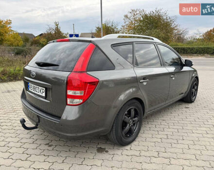 Серый Киа Сид, объемом двигателя 1.6 л и пробегом 276 тыс. км за 6700 $, фото 5 на Automoto.ua