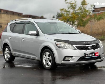 Серый Киа Сид, объемом двигателя 1.6 л и пробегом 224 тыс. км за 7490 $, фото 13 на Automoto.ua