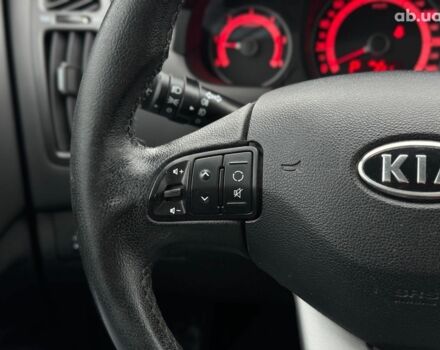 Серый Киа Сид, объемом двигателя 1.6 л и пробегом 224 тыс. км за 7490 $, фото 30 на Automoto.ua