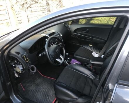 Серый Киа Сид, объемом двигателя 1.6 л и пробегом 225 тыс. км за 6000 $, фото 6 на Automoto.ua