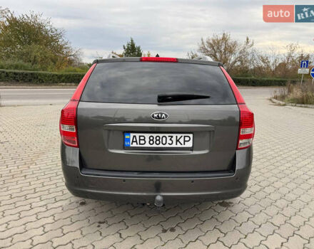 Серый Киа Сид, объемом двигателя 1.6 л и пробегом 276 тыс. км за 6700 $, фото 8 на Automoto.ua