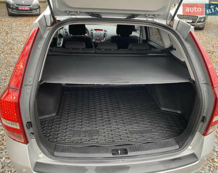 Серый Киа Сид, объемом двигателя 1.58 л и пробегом 204 тыс. км за 6299 $, фото 30 на Automoto.ua