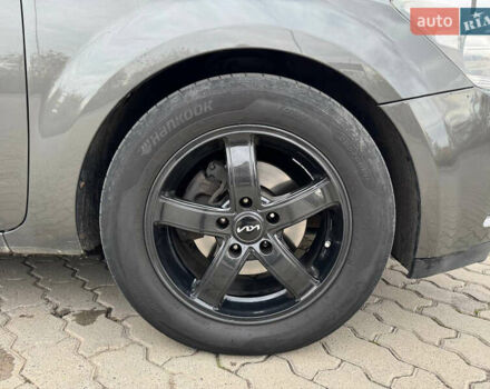 Серый Киа Сид, объемом двигателя 1.6 л и пробегом 276 тыс. км за 6700 $, фото 42 на Automoto.ua