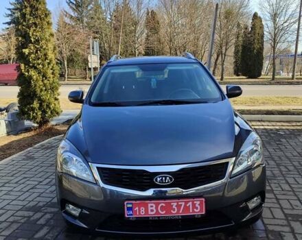 Серый Киа Сид, объемом двигателя 1.4 л и пробегом 146 тыс. км за 5999 $, фото 20 на Automoto.ua