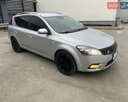 Сірий Кіа Сід, об'ємом двигуна 1.58 л та пробігом 263 тис. км за 5999 $, фото 13 на Automoto.ua